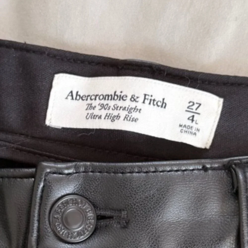 Vegan Leather 90s Straight Pant - Picture 6 of 8